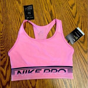 NWT Nike Sports Bra, size Small